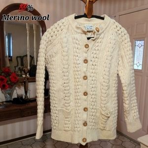 Dolmen 💯% Merino Wool Knit Sweater